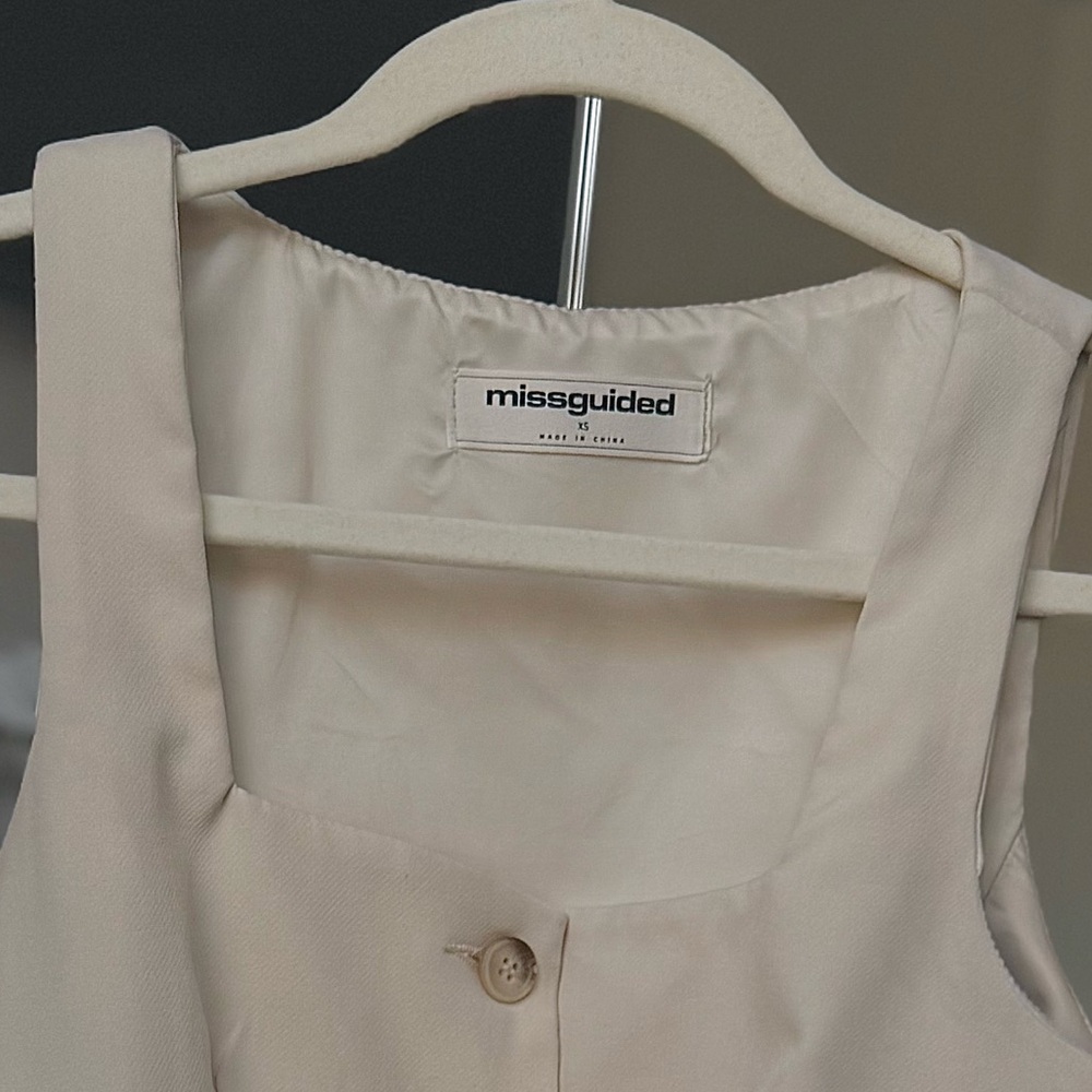 Cream Button-Front Vest😉 - Picture 3 of 4